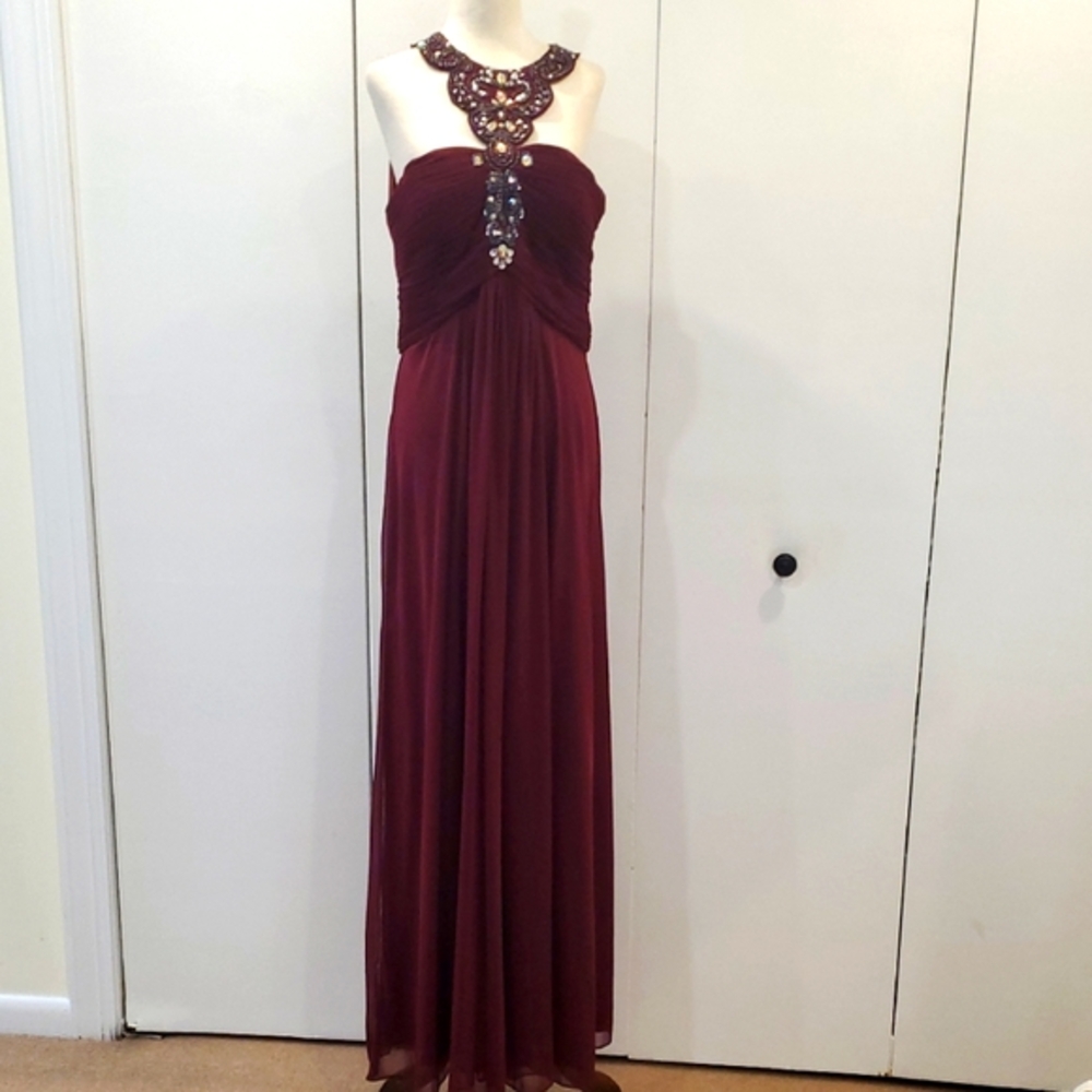 Cachet Elegant Burgundy Beaded Rhinstone Prom Evening Gown Size 12